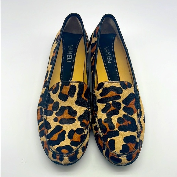 Vaneli - Cheetah Tan And Black  Animal Print Calf Fur Driving Loafer Size 8.5 N - Picture 1 of 15